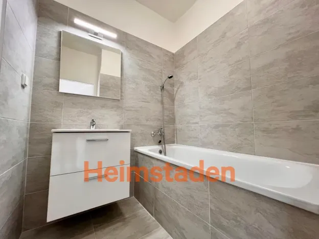 Pronájem bytu 2+1, Ostrava - Poruba, Francouzská, 52 m2
