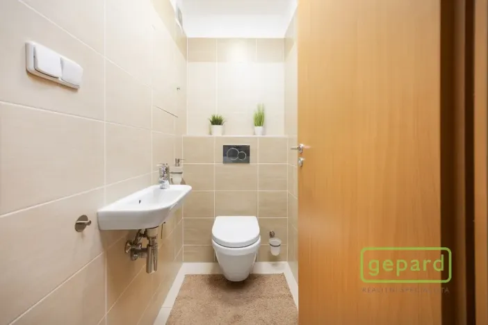 Prodej bytu 3+kk, Mníšek pod Brdy, Ke škole, 73 m2
