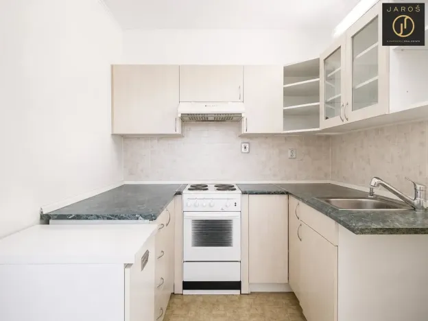Pronájem bytu 2+kk, Kladno, Děčínská, 40 m2