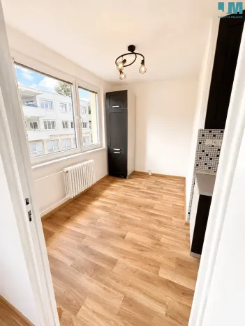 Prodej bytu 3+1, Třebíč, Obránců míru, 75 m2