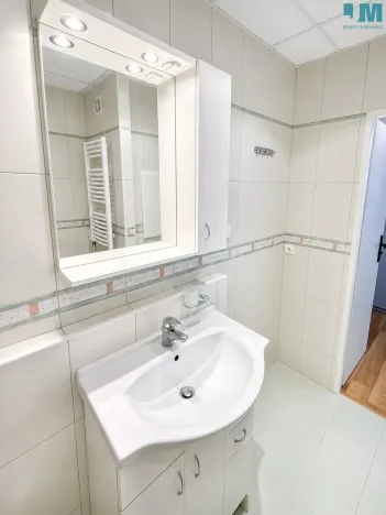 Prodej bytu 3+1, Třebíč, Obránců míru, 75 m2