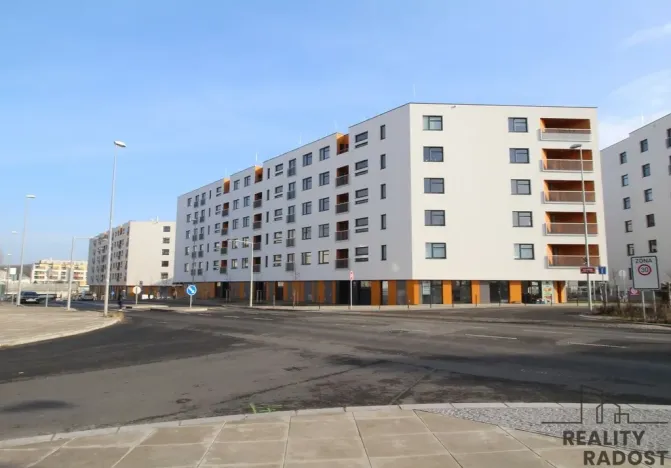 Pronájem bytu 1+kk, Praha - Uhříněves, Ke kříži, 33 m2