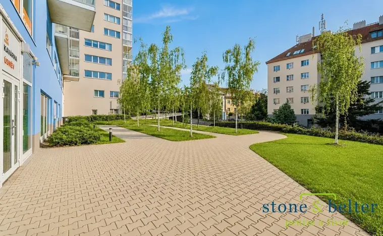 Prodej kanceláře, Praha - Michle, V dolině, 293 m2