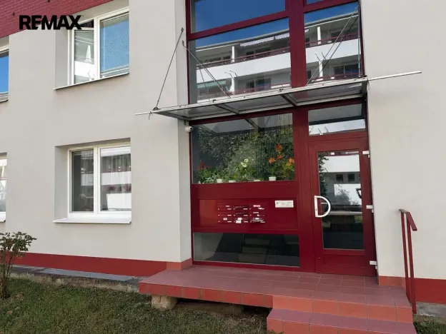 Pronájem bytu 1+kk, Zlín, Javorová, 30 m2