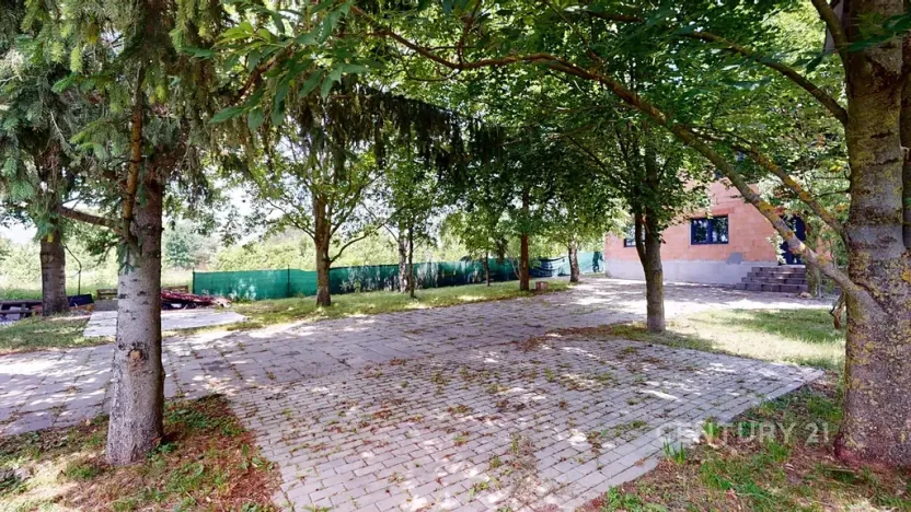 Prodej rodinného domu, Ivaň, 319 m2