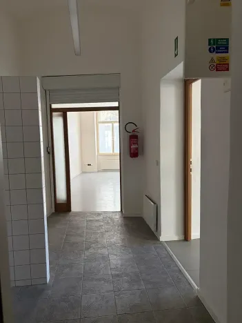 Pronájem obchodního prostoru, Praha - Holešovice, Dukelských hrdinů, 100 m2