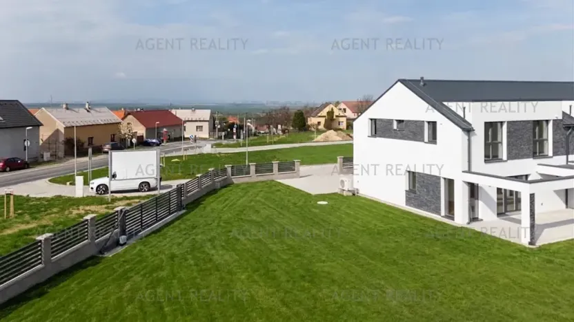 Prodej rodinného domu, Slaný, 156 m2