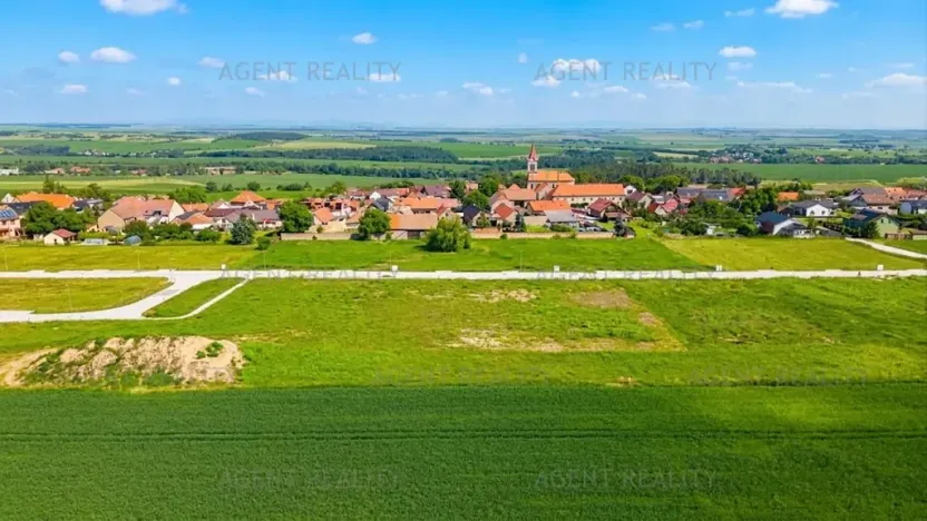 Prodej pozemku pro bydlení, Slaný, 842 m2