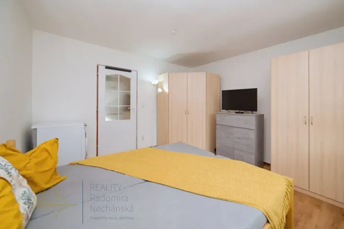 Prodej rodinného domu, Hovorčovice, Stará náves, 118 m2