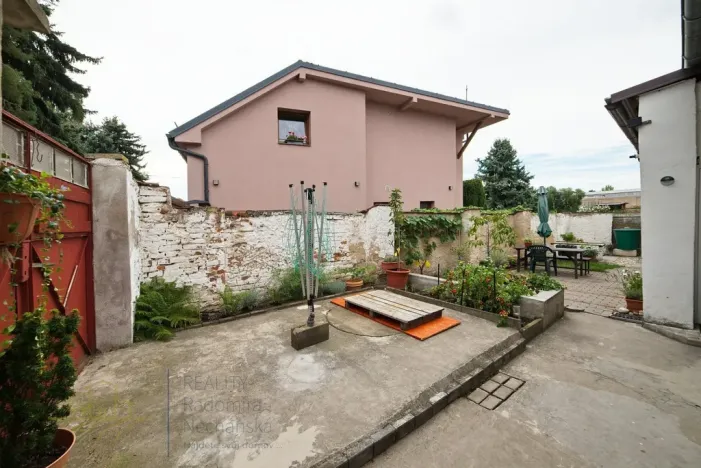 Prodej rodinného domu, Hovorčovice, Stará náves, 118 m2