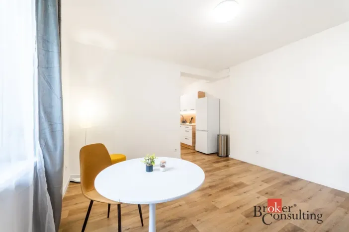 Pronájem bytu 2+kk, Ostrava - Mariánské Hory, Cottonové, 37 m2