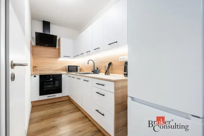 Pronájem bytu 2+kk, Ostrava - Mariánské Hory, Cottonové, 37 m2