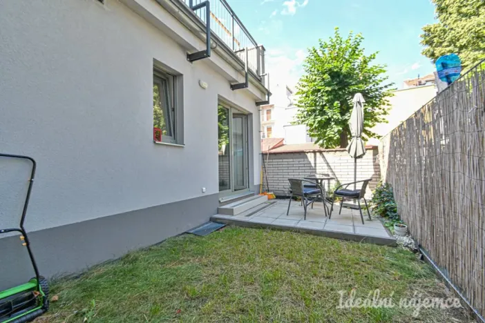Pronájem bytu 1+kk, Brno, Netušilova, 32 m2