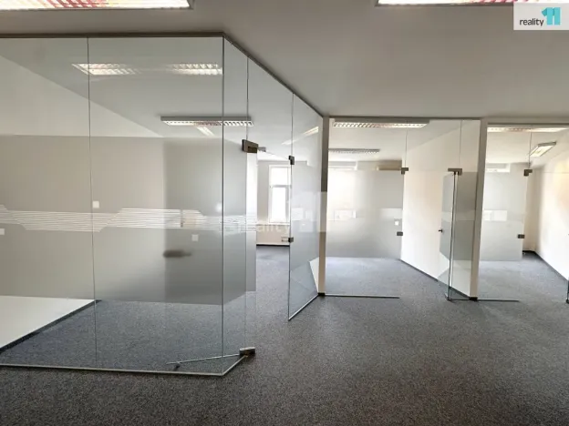 Pronájem kanceláře, Praha - Vysočany, Kolbenova, 91 m2