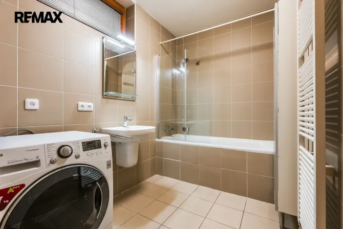 Pronájem bytu 2+kk, Praha - Liboc, U stanice, 69 m2