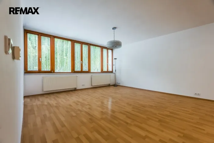 Pronájem bytu 2+kk, Praha - Liboc, U stanice, 69 m2