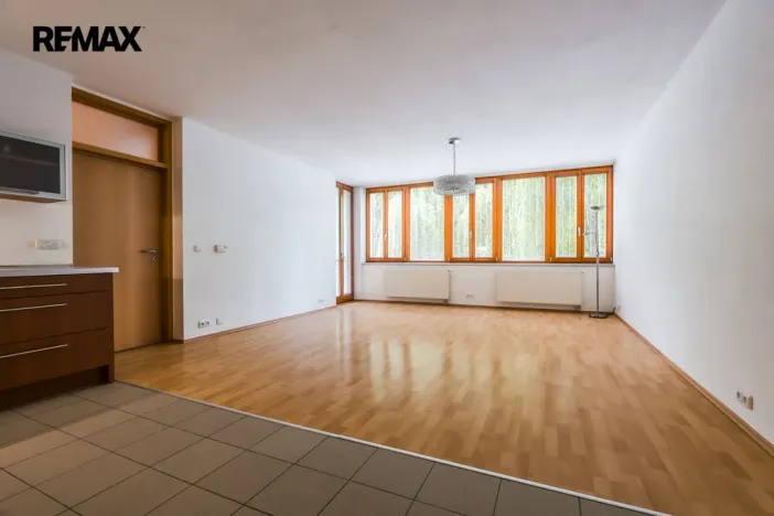 Pronájem bytu 2+kk, Praha - Liboc, U stanice, 69 m2