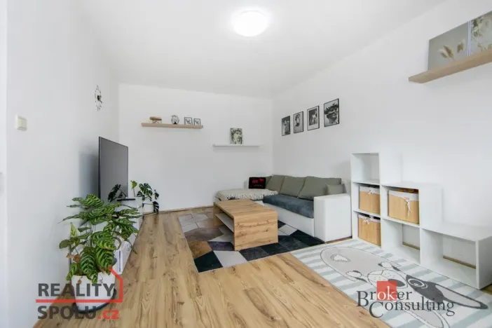 Pronájem bytu 2+1, Plzeň - Skvrňany, Vojanova, 57 m2