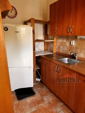 Pronájem bytu 1+kk, Opava - Předměstí, Na Nivě, 35 m2