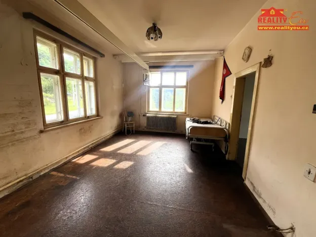 Prodej rodinného domu, Hronov - Velký Dřevíč, 260 m2