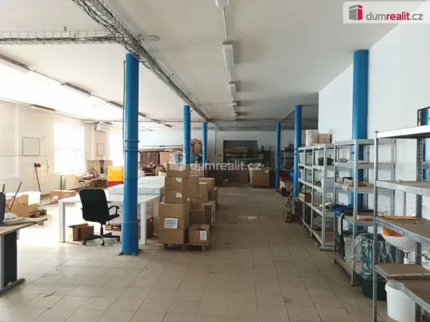 Pronájem výrobních prostor, Bystřice, Dr. E. Beneše, 1000 m2