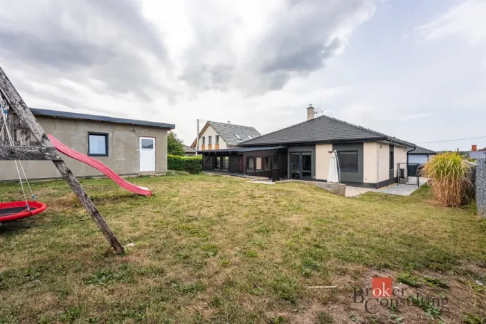 Prodej rodinného domu, Nechanice, Zahradní, 103 m2