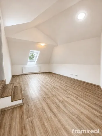 Pronájem bytu 2+kk, Malhostovice, 53 m2