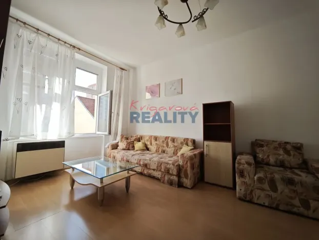 Pronájem bytu 1+1, České Budějovice - České Budějovice 7, Komenského, 64 m2