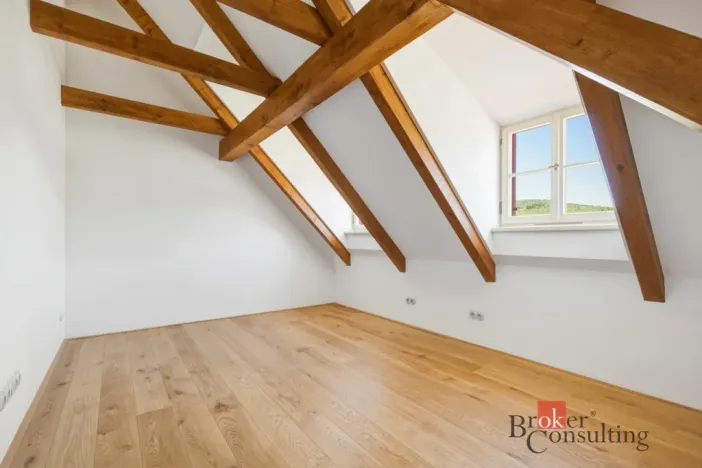 Prodej bytu 3+kk, Jince, Slavíkova, 112 m2