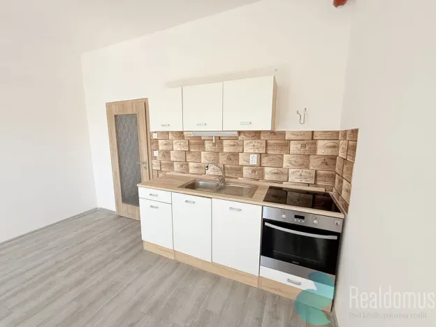 Pronájem kanceláře, Český Krumlov, Budějovická, 35 m2