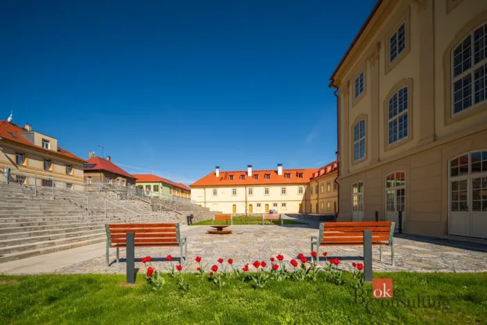 Prodej bytu 2+kk, Jince, Slavíkova, 88 m2