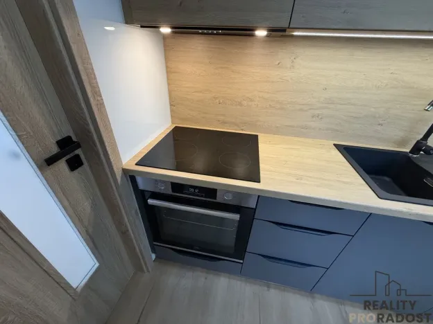 Pronájem bytu 2+1, Mikulov, St. Živného, 50 m2