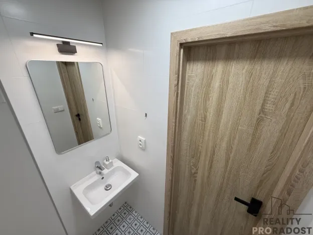 Pronájem bytu 2+1, Mikulov, St. Živného, 50 m2