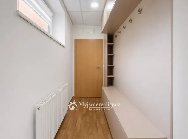 Pronájem bytu 2+kk, Znojmo, Přímětická, 48 m2