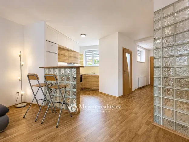 Pronájem bytu 2+kk, Znojmo, Přímětická, 48 m2