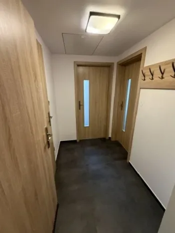 Pronájem bytu 2+kk, Beroun, Husova, 37 m2