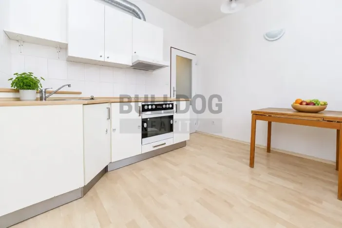 Pronájem bytu 2+1, Nymburk, Rybářská, 61 m2