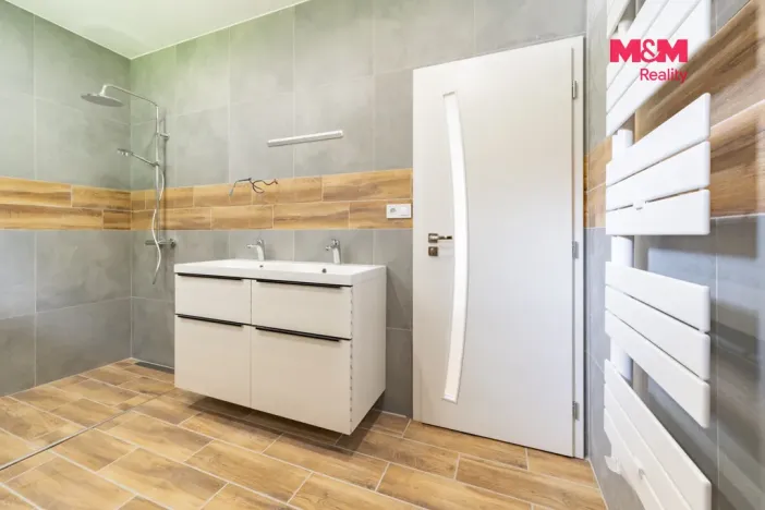 Prodej rodinného domu, Dasnice, 77 m2