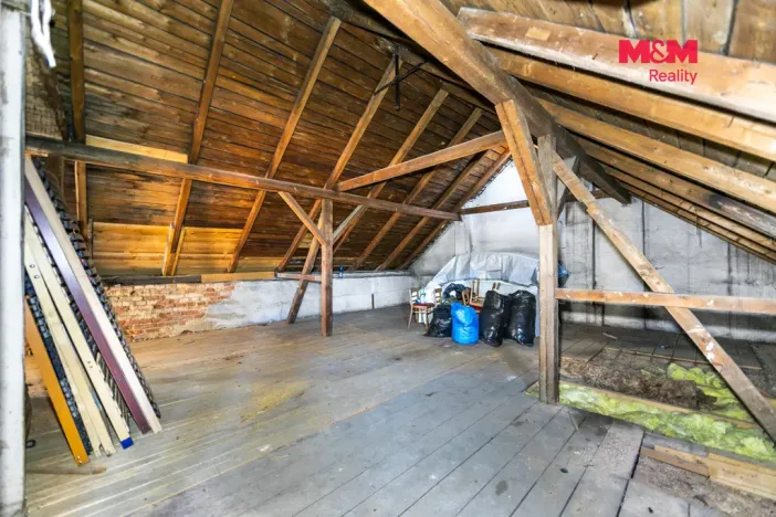 Prodej komerční nemovitosti, Kynšperk nad Ohří, Nádražní, 1300 m2