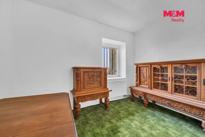Prodej bytu 3+kk, Úpice, Svornosti, 170 m2