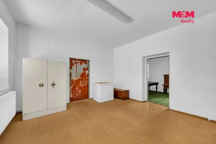 Prodej bytu 3+kk, Úpice, Svornosti, 170 m2