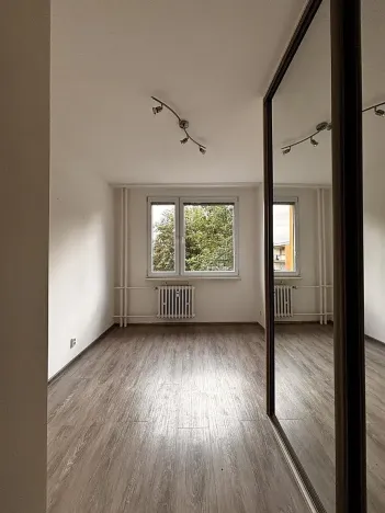 Pronájem bytu 2+kk, Praha - Košíře, Dubrovnická, 40 m2