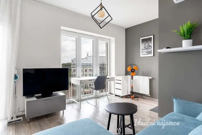 Pronájem bytu 1+kk, Praha - Libeň, Chlumčanského, 40 m2