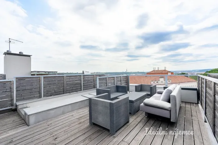 Pronájem bytu 1+kk, Praha - Libeň, Chlumčanského, 40 m2