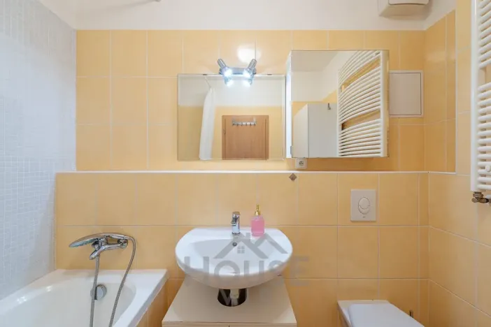 Prodej bytu 2+kk, Praha - Michle, V dolině, 49 m2