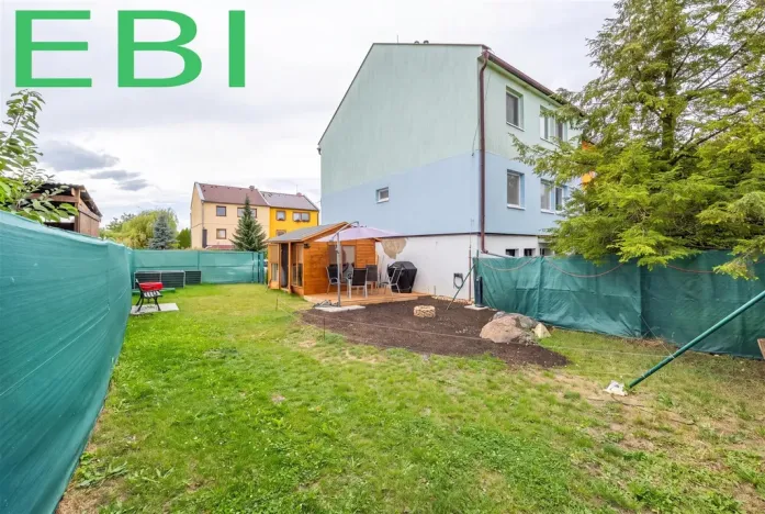 Prodej bytu 3+1, Červený Újezd, U Okálu, 62 m2