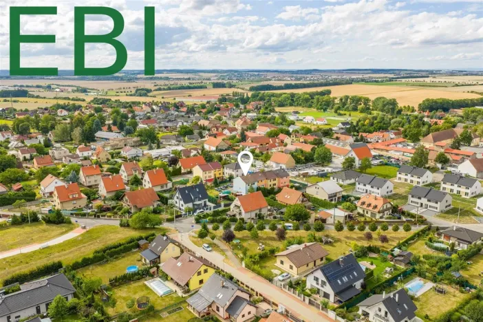 Prodej bytu 3+1, Červený Újezd, U Okálu, 82 m2