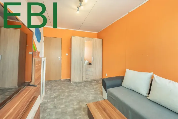 Prodej bytu 3+1, Červený Újezd, U Okálu, 82 m2
