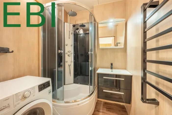 Prodej bytu 3+1, Červený Újezd, U Okálu, 82 m2