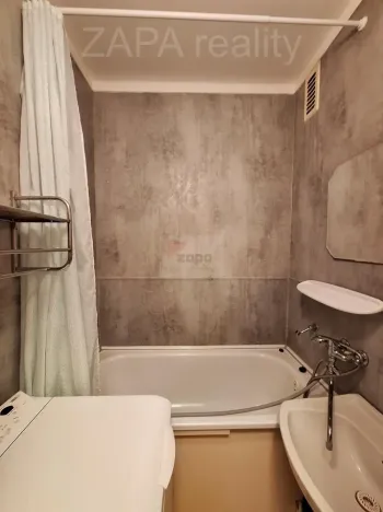 Pronájem bytu 2+1, Praha - Hloubětín, Poděbradská, 53 m2